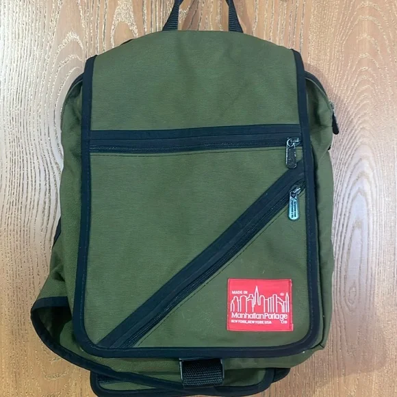 Manhatten Portage - Sling Messanger Bag - Navy/Black - Picture 1 of 11